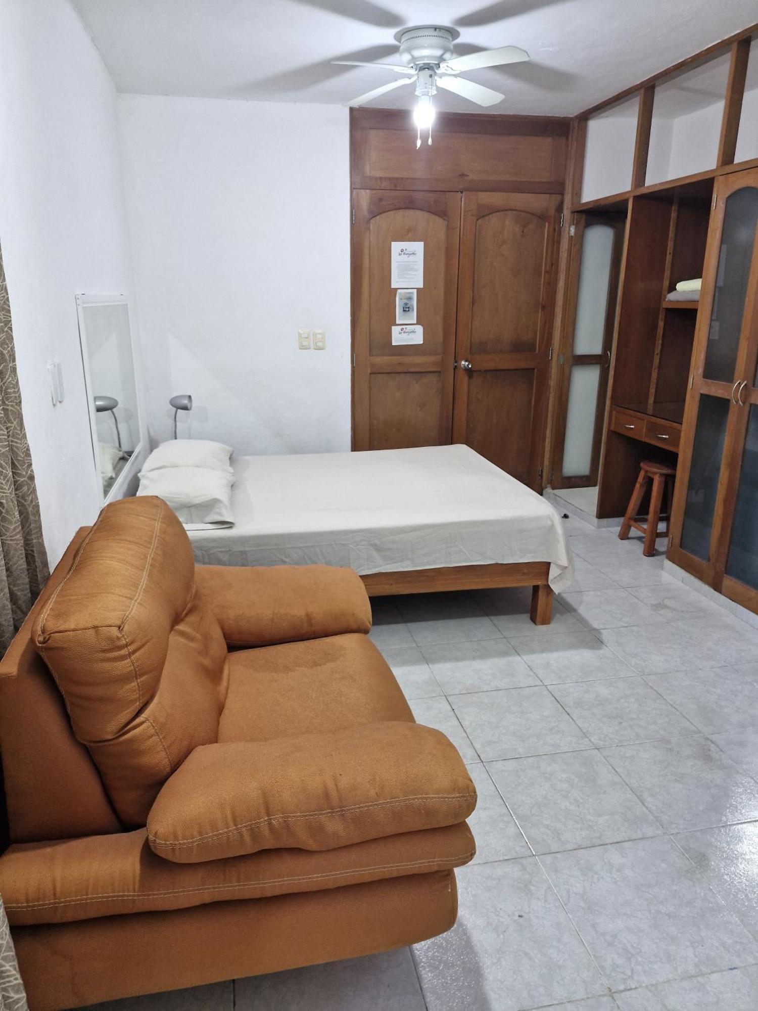 Appartamento Las Margaritas Casa De Huespedes Cancún Esterno foto